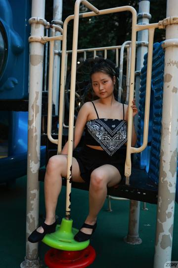 Sang Wei in Zishy set Zishy Far East 1