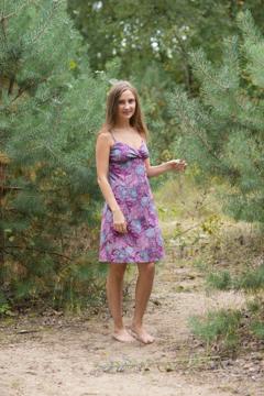 Lenta in Erotic Beauty set Naked In Nature