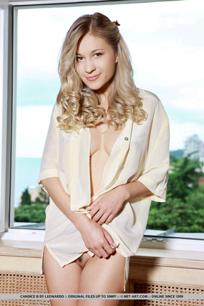 Candice B in Metart set Legina