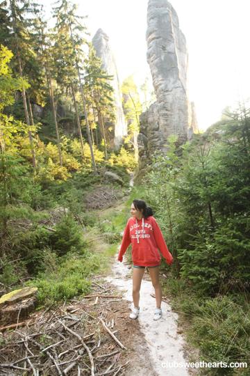 Ester B in Club Sweethearts set #33832