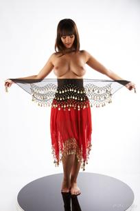 Romanetta in Erotic Beauty set Presenting Romanetta