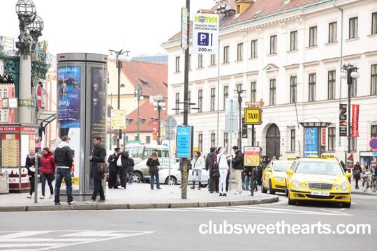 Linda O in Club Sweethearts set #27926