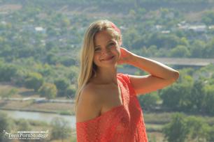 Linda in Teen Porn Storage set Smiling Girl