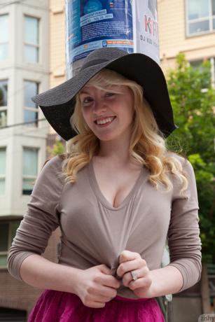 Wynne Leonard in Zishy set Happy Song