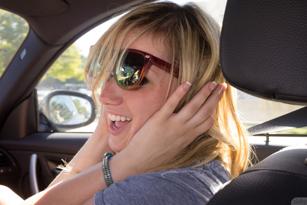 Chelsea Waltzer in Zishy set Spill The Wine