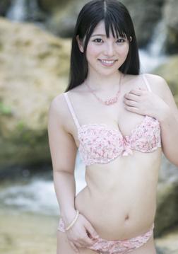 Ai Uehara in All Gravure set Secret Retreat