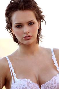 Hailee Rain in Digital Desire set Strips Off Her White Bra