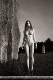 Susann in Femjoy set Monolith