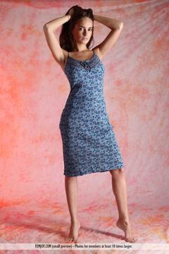 Milana F in Femjoy set About Me