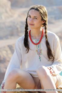 Ilona B in Metart set Doro