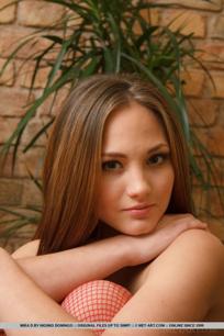 Mira D in Metart set Buono