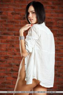 Macy A in Metart set Presenting Macy