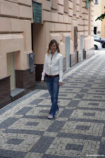 Mandy Q in Club Sweethearts set #22736