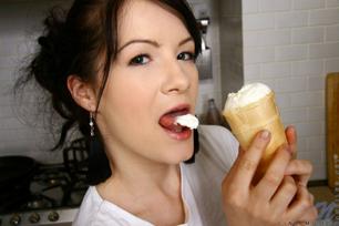Lina Miles in Nubiles set Ice cream flavored