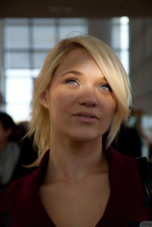 Tegan Summers in Zishy set High At The Getty