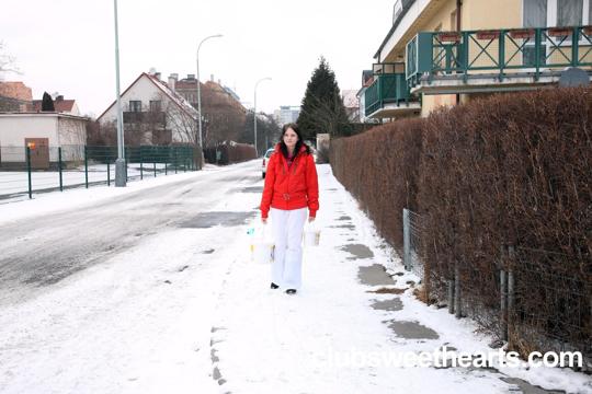 Lara H in Club Sweethearts set #21596