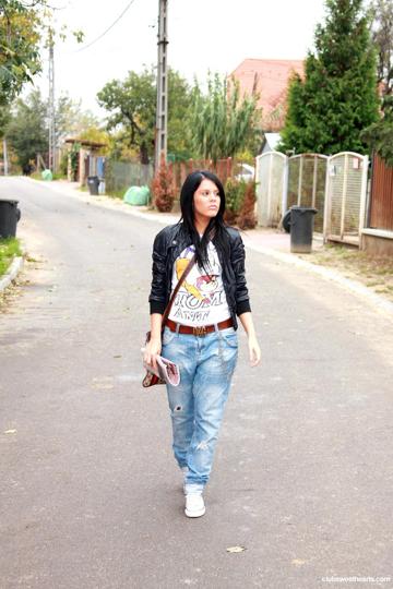 Isabel A in Club Sweethearts set #9063