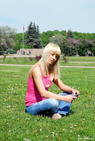 Elly B in Club Sweethearts set #8283