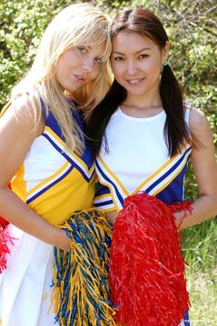 Li Mei A and Carol C in Club Sweethearts set #7403