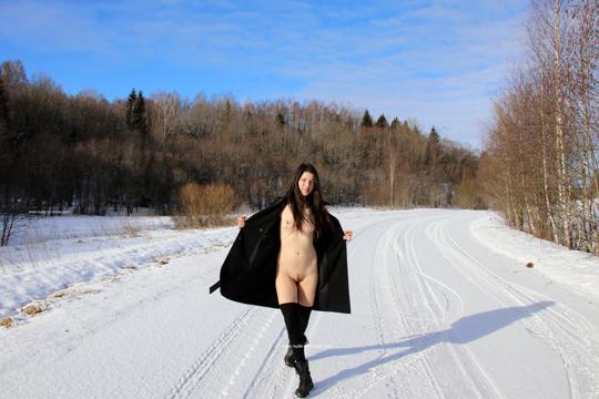 Katja P in Nude In Russia set Winter Walk