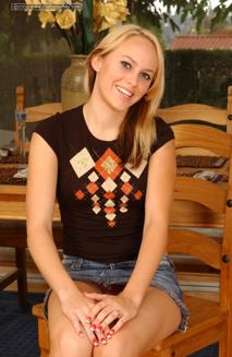 Hailey in Matts Models set #1309