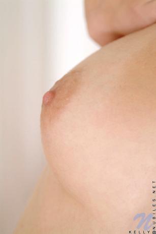 Kelly in Nubiles set Medicineball