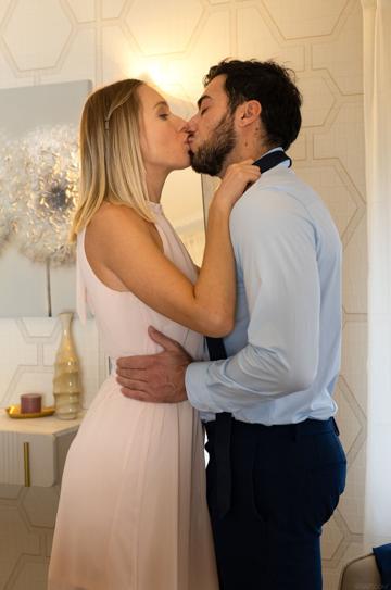 Angelika Grays in Sex Art set Tie