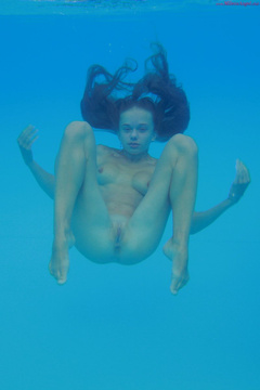 Milena Angel In Milena Angel Set Aqua Cat — nude pic 20