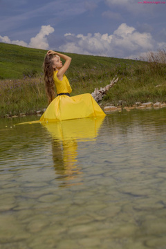 Milena Angel In Milena Angel Set Yellow Blues — nude pic 18