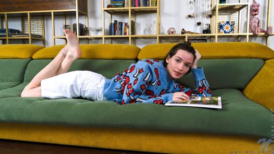 Ana Moloko in Nubiles set Read To Me