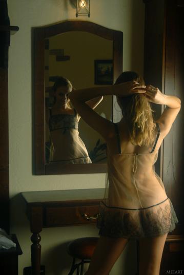 Inna S in Metart set Sentias