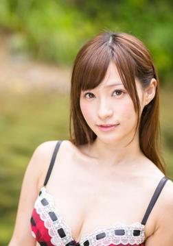 Angel Moe in All Gravure set River Reveal 2