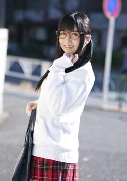 Oshimi Hibiki in All Gravure set Cutie Four Eyes