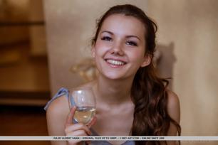 Iva in Metart set Deallu