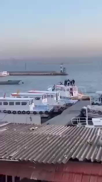 the demolition of the monument to Hafez al-Assad in Tartus before the militants arrived